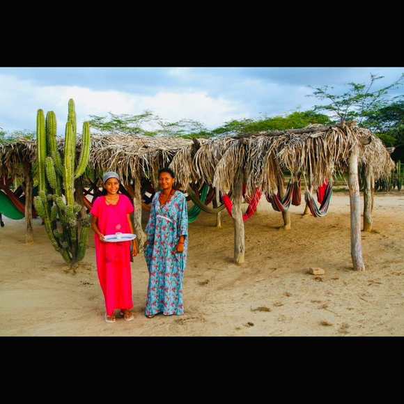 Colorful Embroidered Women's Bag - Picture 15 of 16